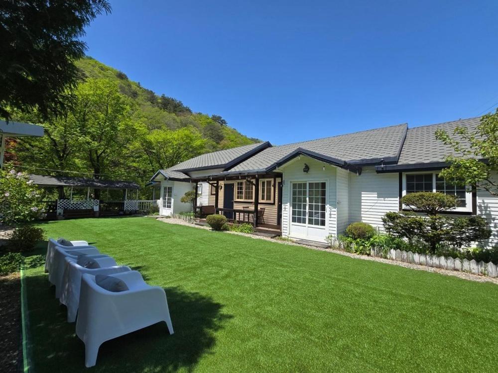 Pyeongchang Heungjeong Valley 409 Pension Экстерьер фото