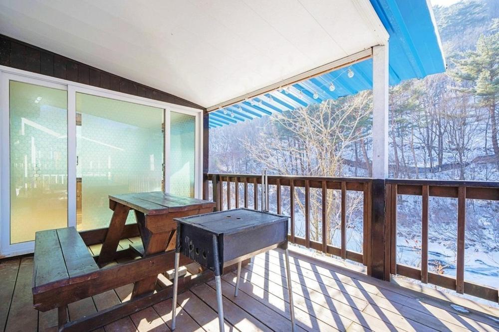 Pyeongchang Heungjeong Valley 409 Pension Экстерьер фото