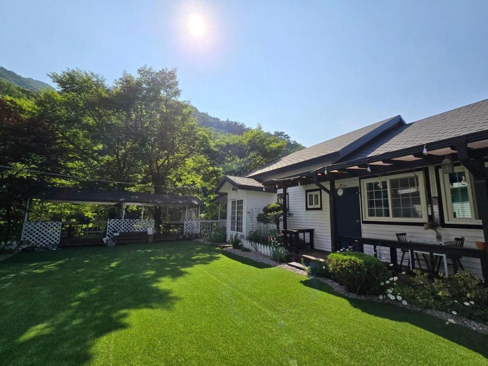 Pyeongchang Heungjeong Valley 409 Pension Экстерьер фото